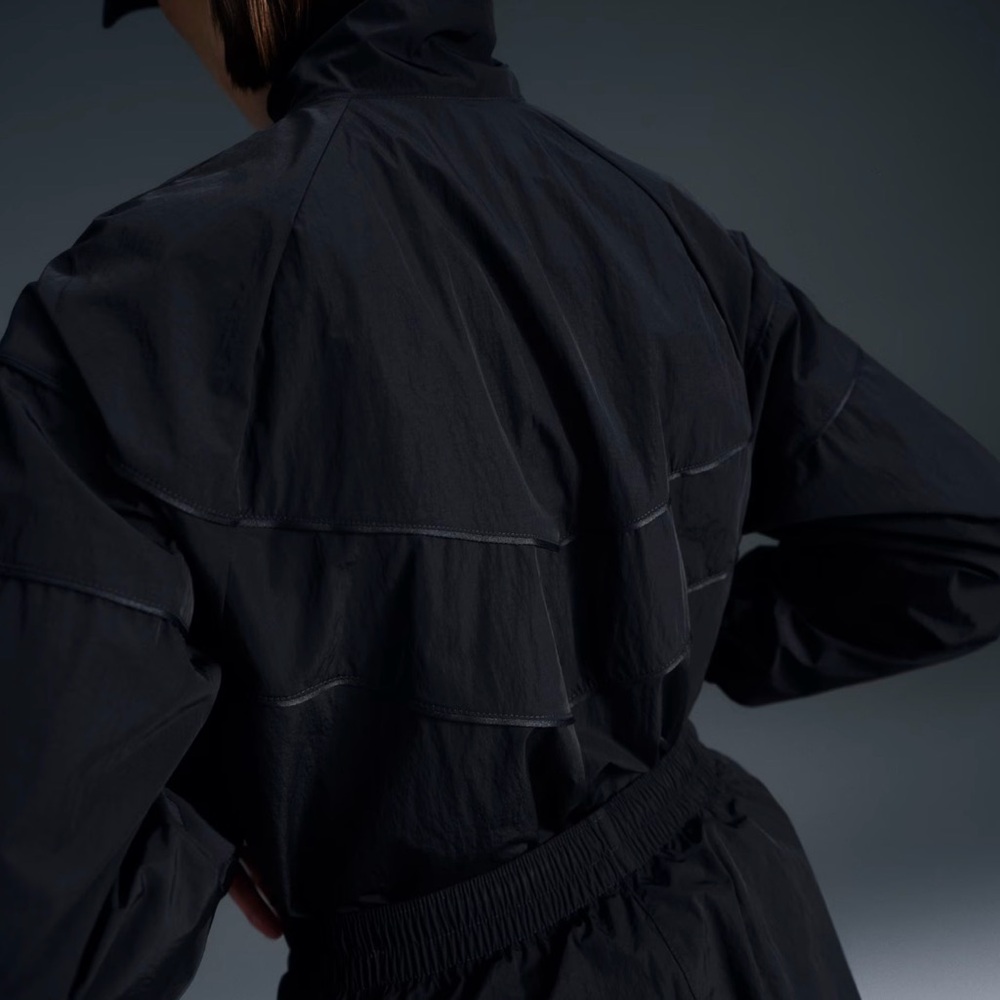 Nike Windrunner Jacket - Picture 3 of 4